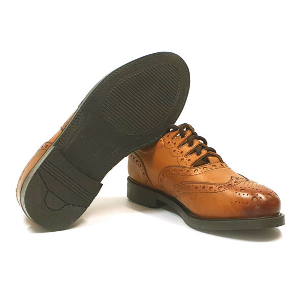 Campsie brown Ghillie brogue