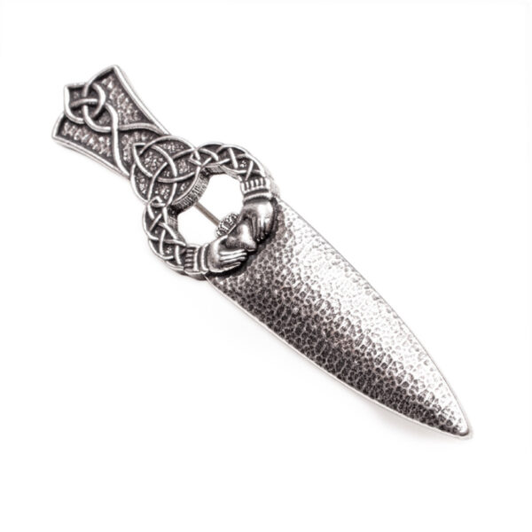 Claddagh Knot kilt pin, square product view