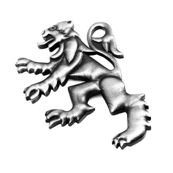 Scottish Lion Rampant kilt pin with antique finish, square view