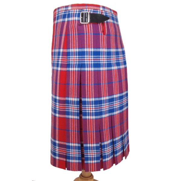 Four to five-yard box-pleat tartan kilt, pleating detail