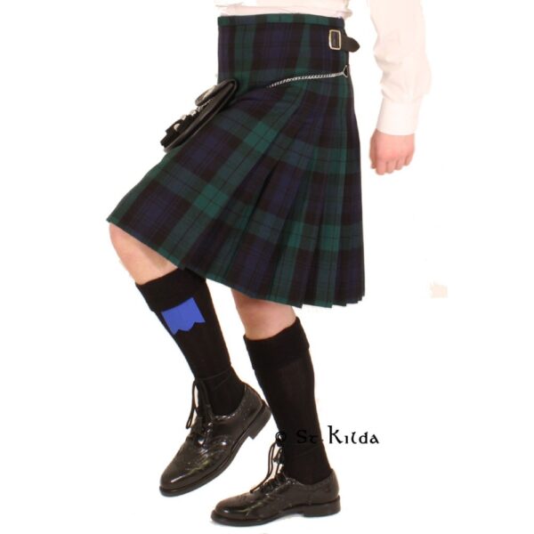 Top-stitch five-yard polyviscose tartan kilt, pleating detail