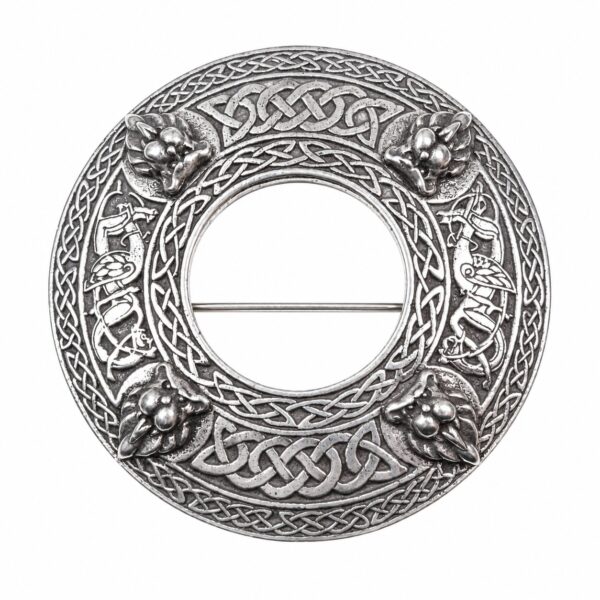 Lion head plaid brooch with polished pewter finish
