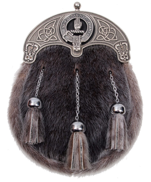 Clan crest dress sporran with Standard cantle, dark fur front and Lamont crest